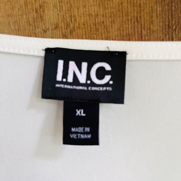 I.N.C. International Concepts White Womens  Asymmetrical Shoulder Draping Top XL - Picture 3 of 15